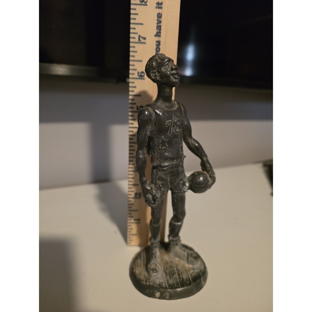 Michael Ricker pewter Vintage metal basketball figurine, Approx 6.5" Tall. - Picture 5 of 5